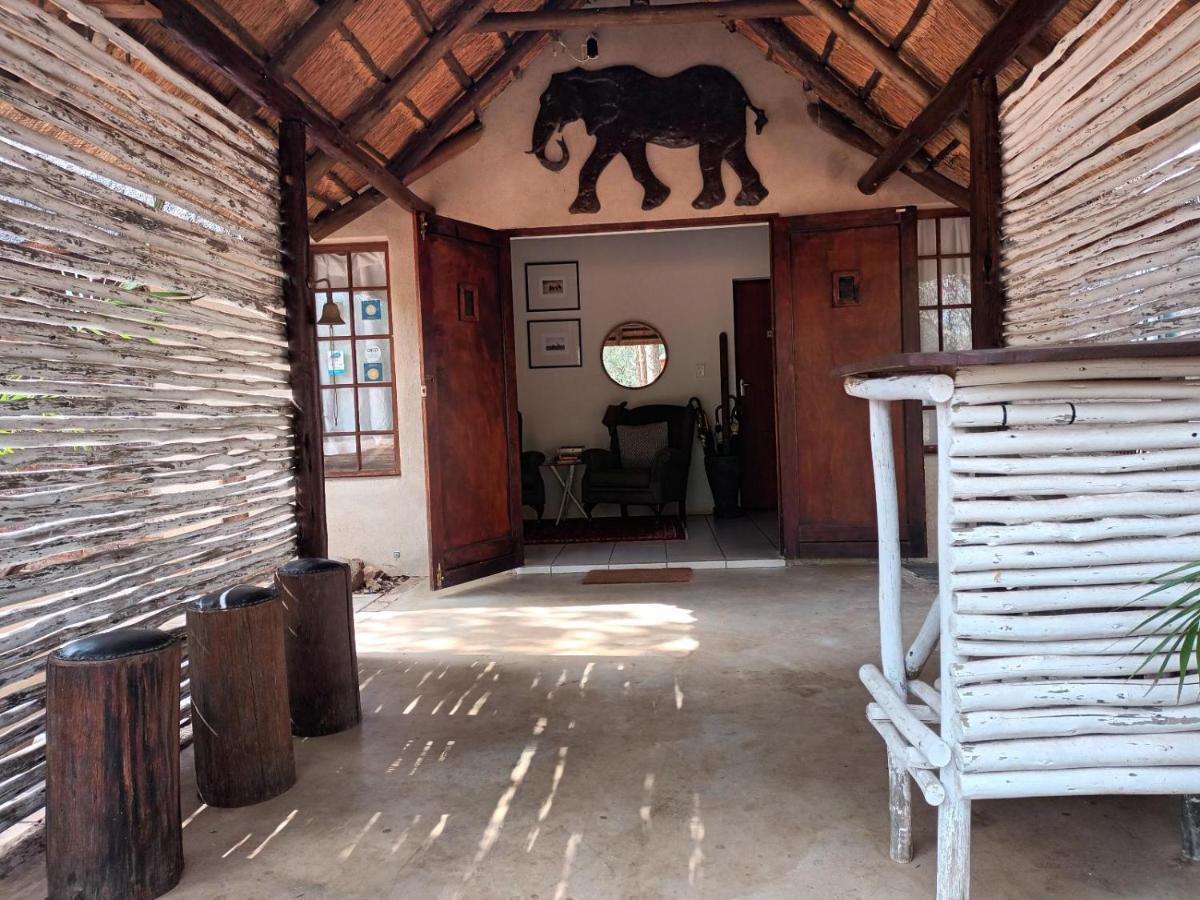 South Safari Lodge มาร์ลอทพาร์ค ภายนอก รูปภาพ